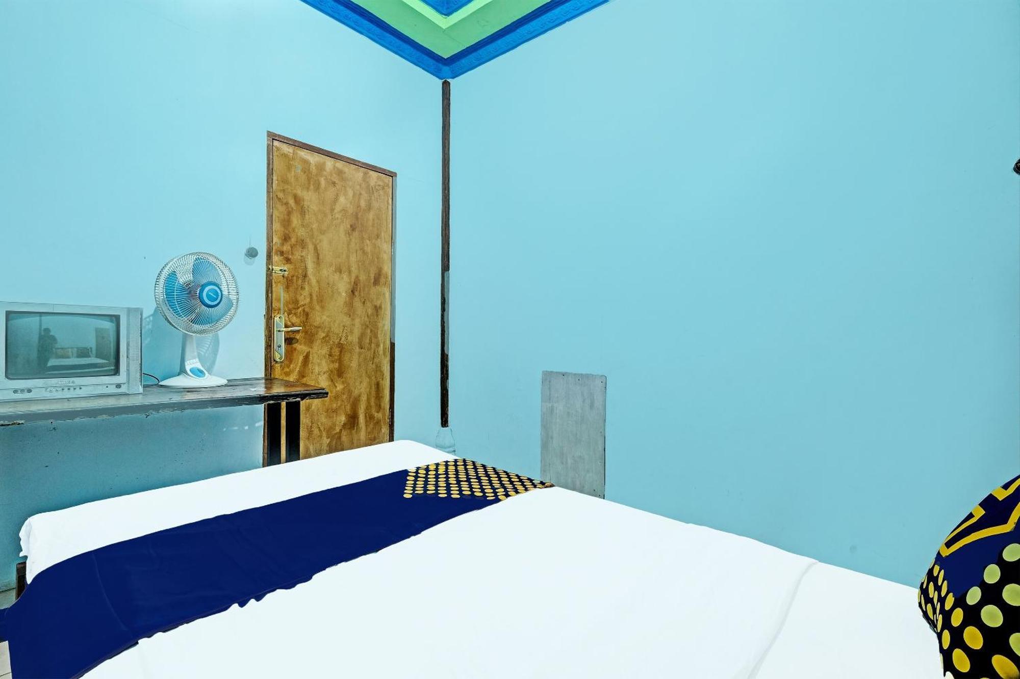 Spot On 91916 Joglo Doyong Homestay Syariah Yogyakarta Exterior foto